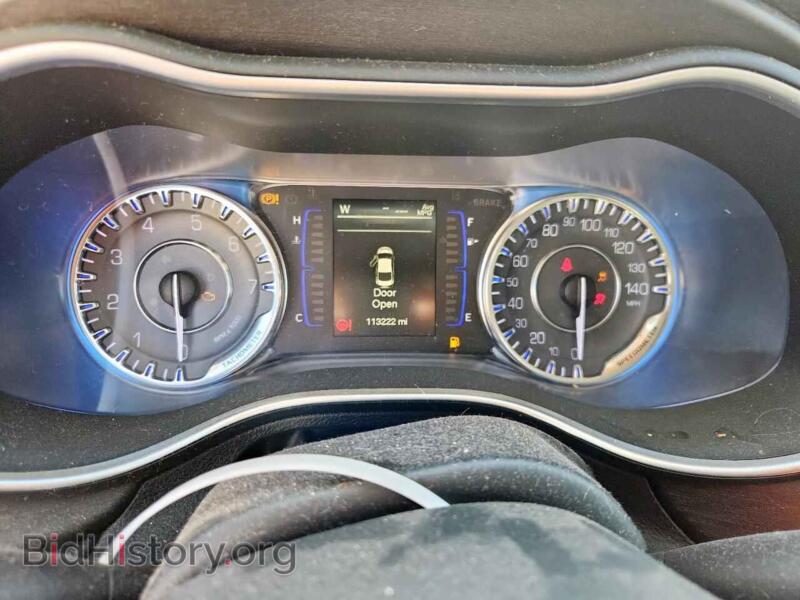 2016 Chrysler 200 (VIN 1C3CCCAB0GN137138) — фото 9 из 13
