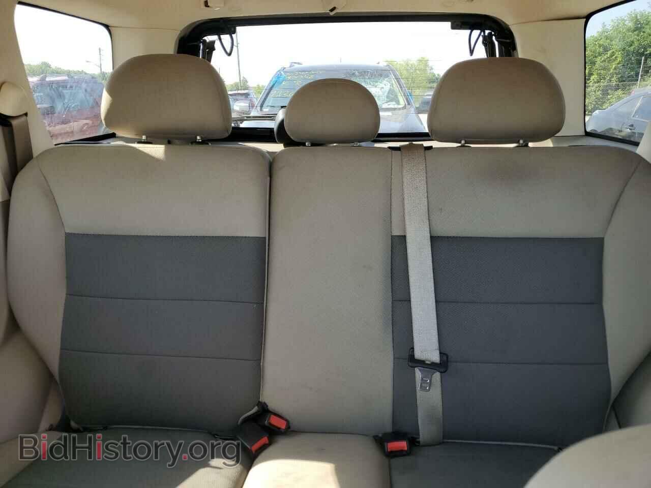 2008 FORD ESCAPE - VIN: 1FMCU93128KC14879 - Фото 10