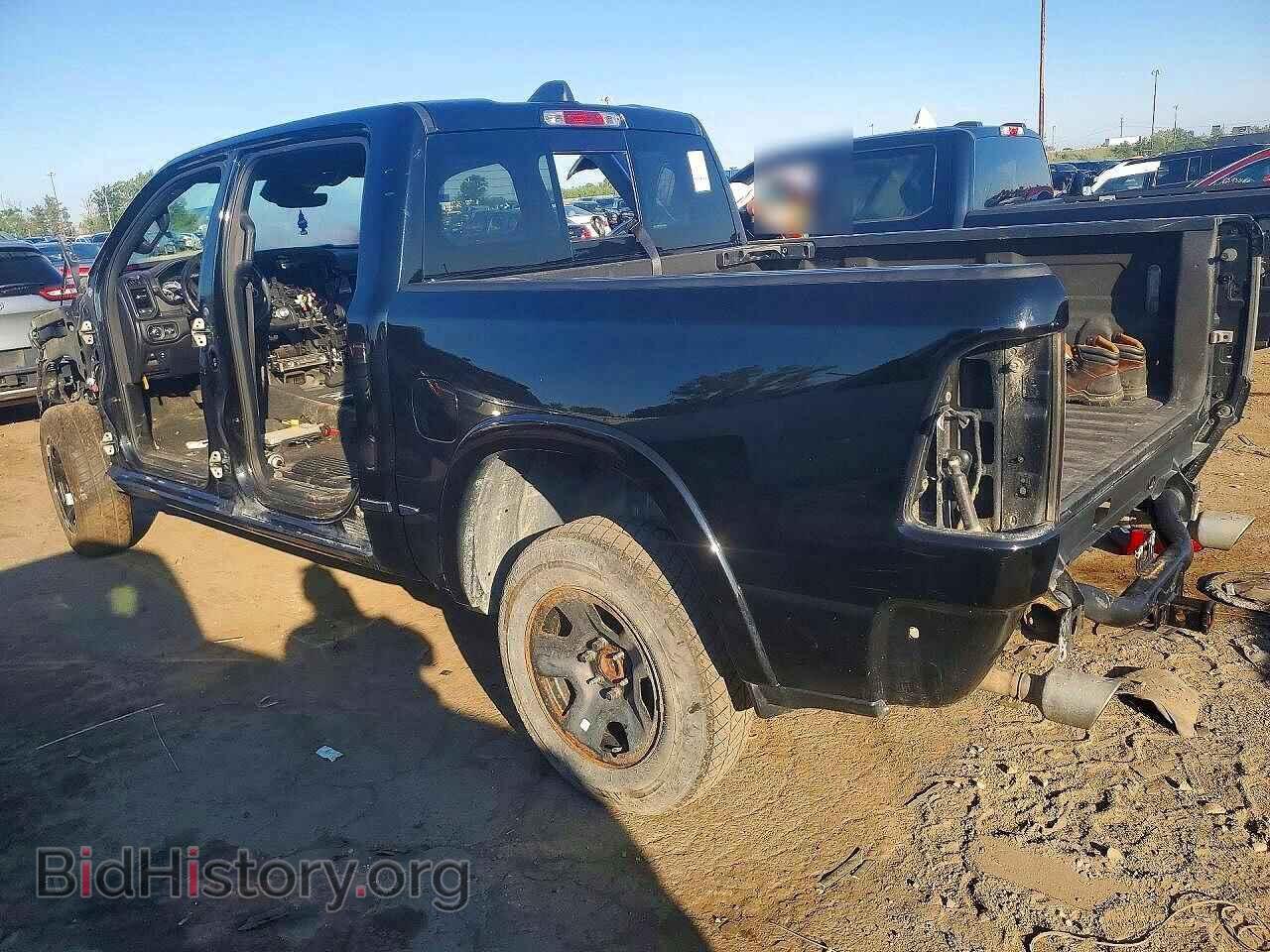 2020 RAM 1500 - VIN: 1C6SRFHT2LN219461 - Фото 2