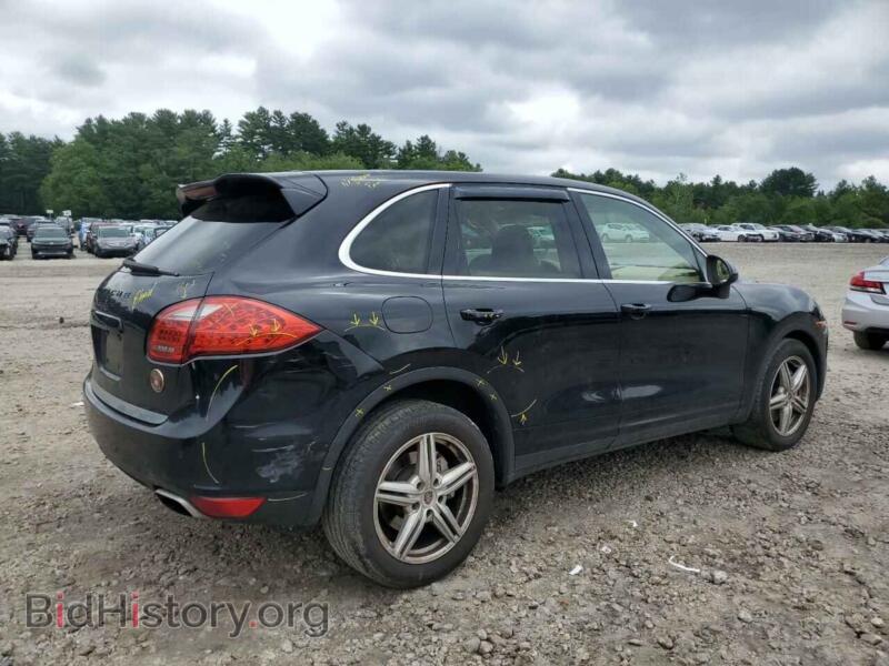 2011 Porsche CAYENNE (VIN WP1AB2A23BLA49493) — photo 3 of 13
