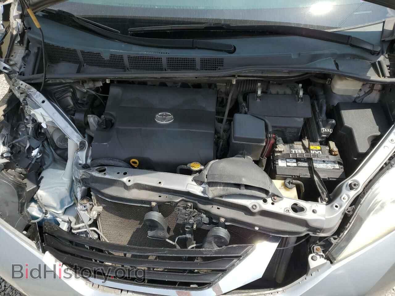 2011 TOYOTA All Models - VIN: 5TDKK3DC8BS104552 - Фото 12