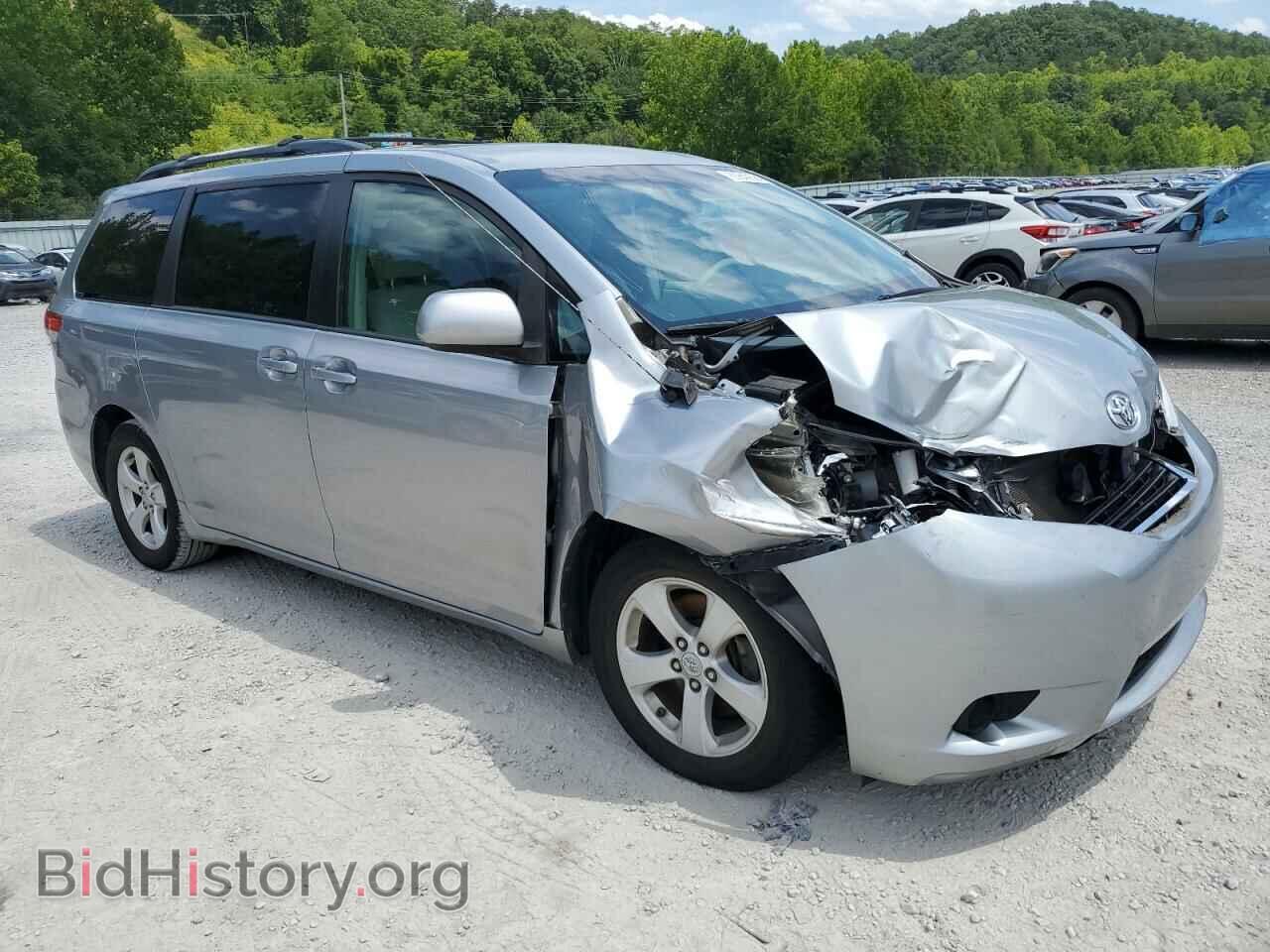 2011 TOYOTA All Models - VIN: 5TDKK3DC8BS104552 - Фото 4