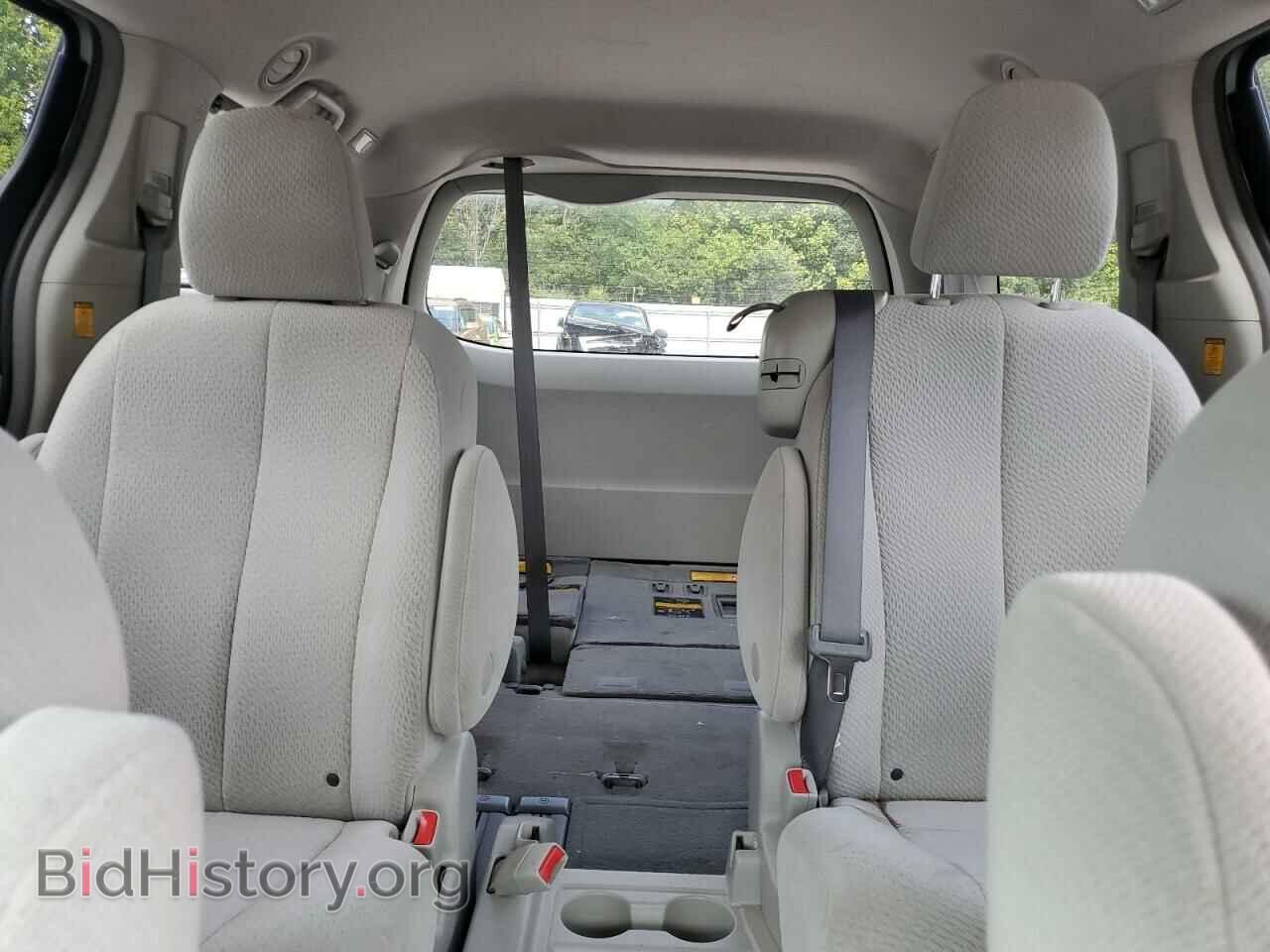 2011 TOYOTA All Models - VIN: 5TDKK3DC8BS104552 - Фото 10