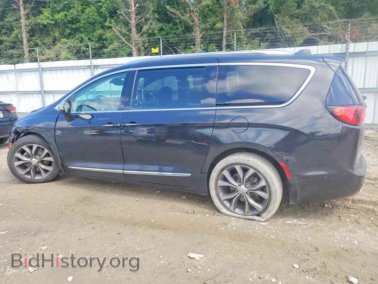 2017 CHRYSLER PACIFICA - VIN: 2C4RC1GGXHR544384 - Photo 2