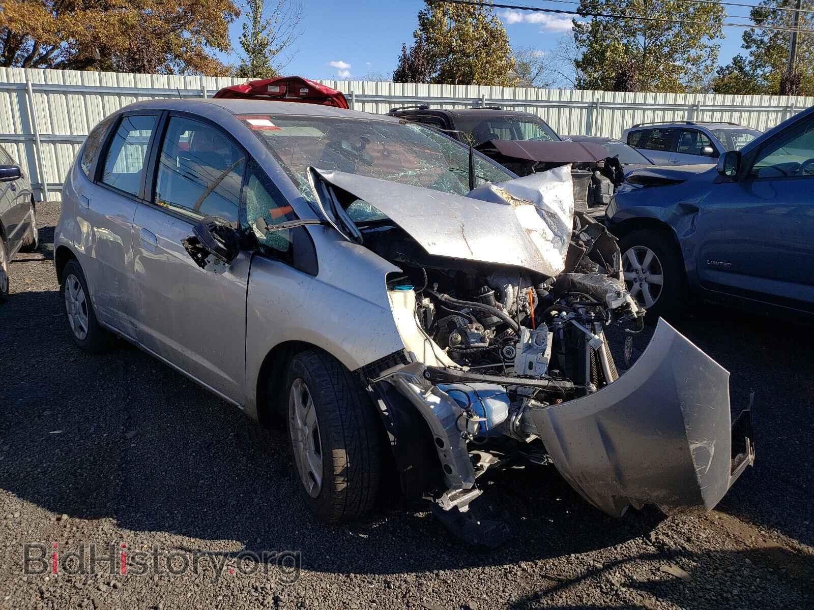Фотография JHMGE8H38CS002275 - HONDA FIT 2012