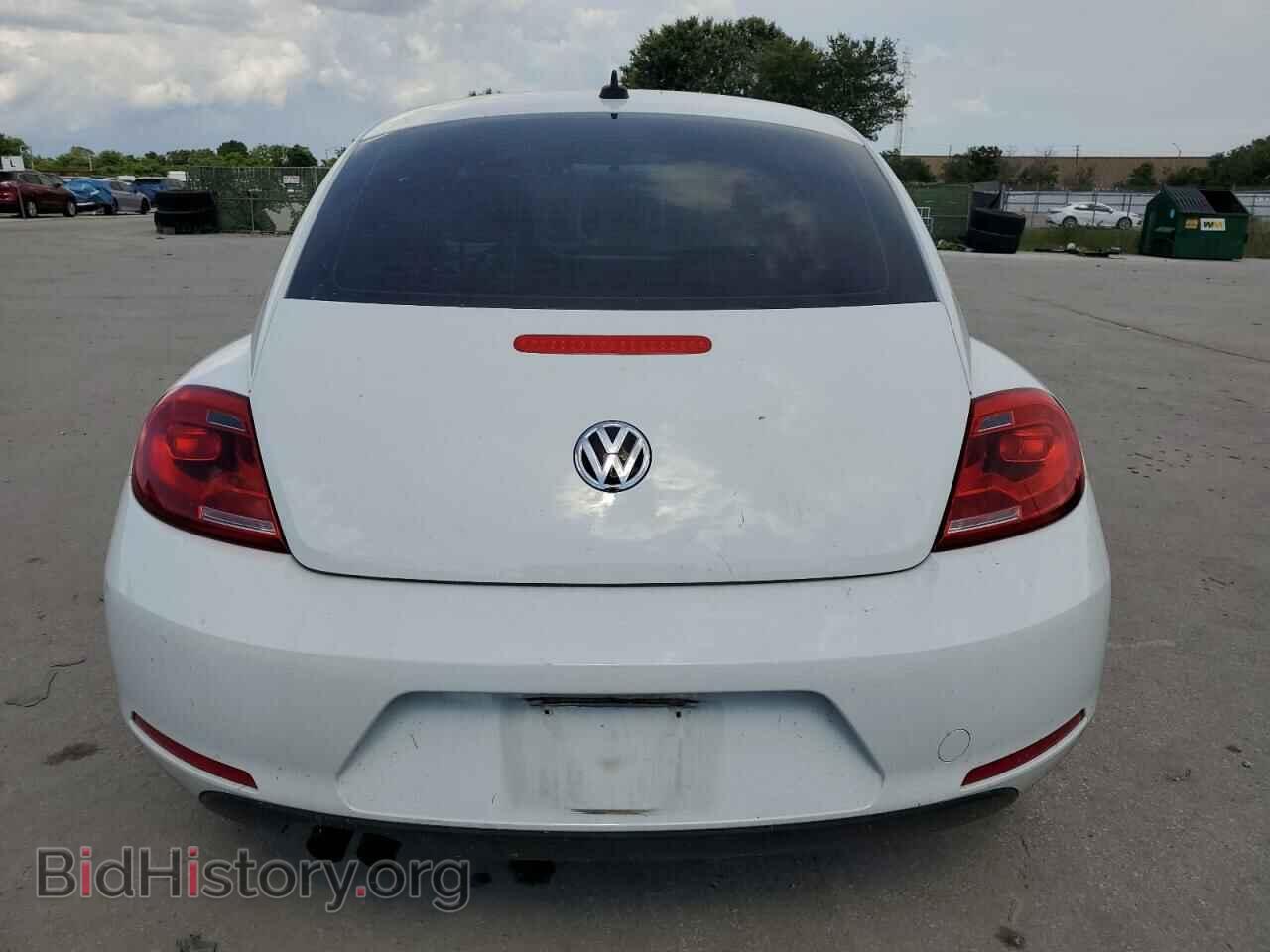 2014 VOLKSWAGEN BEETLE - VIN: 3VWJ07AT5EM660140 - Фото 6