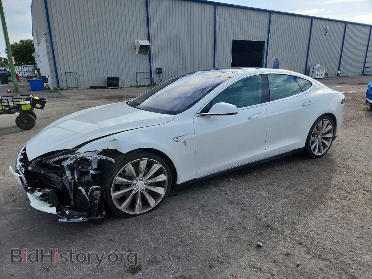 Фотография 5YJSA1E28GF131209 - TESLA MODEL S 2016
