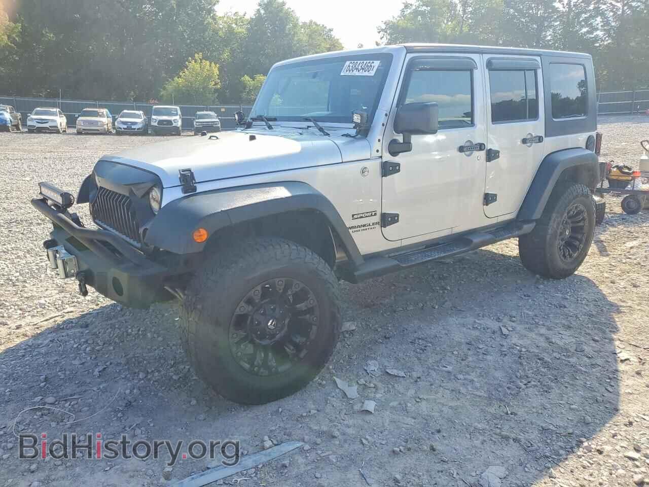 Фотография 1J4BA3H10AL197671 - JEEP WRANGLER 2010