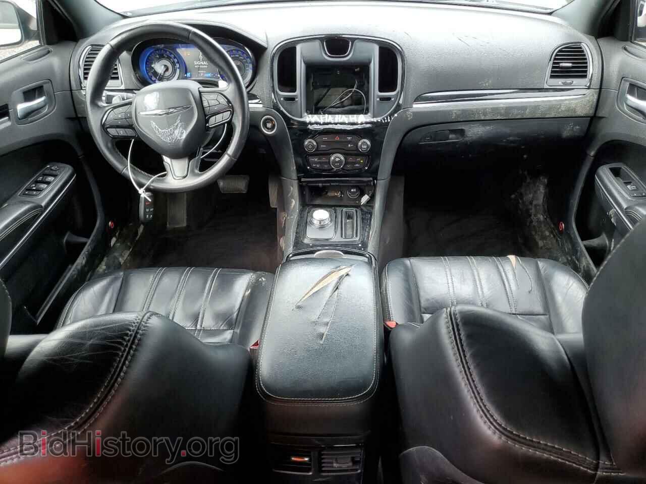 2017 CHRYSLER 300 - VIN: 2C3CCABG0HH645392 - Фото 8