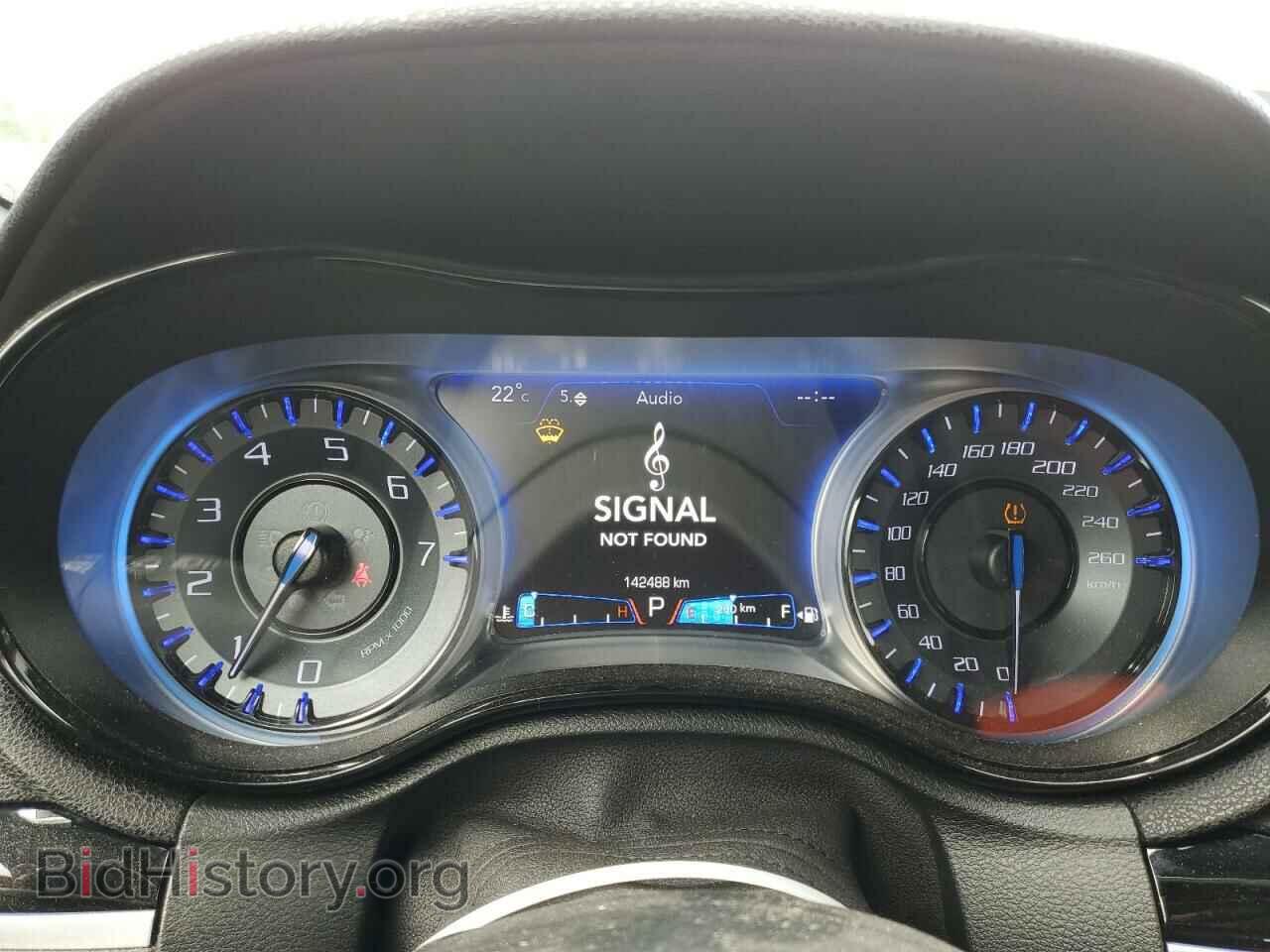 2017 CHRYSLER 300 - VIN: 2C3CCABG0HH645392 - Фото 9