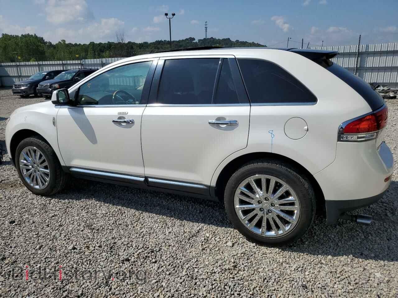 2011 LINCOLN MKX - VIN: 2LMDJ6JK8BBJ17389 - Фото 2