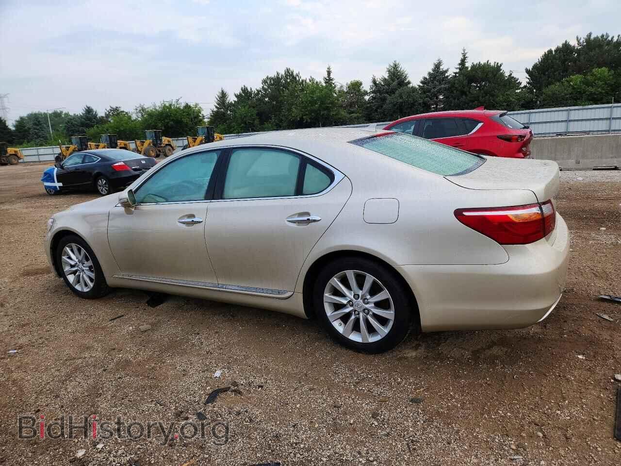 2012 LEXUS LS460 - VIN: JTHCL5EF2C5014065 - Photo 2