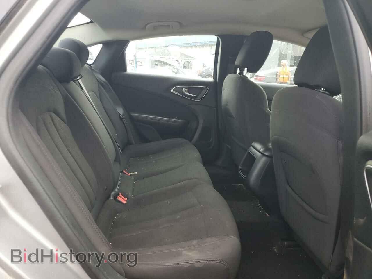 2015 CHRYSLER 200 - VIN: 1C3CCCAB1FN532931 - Фото 10