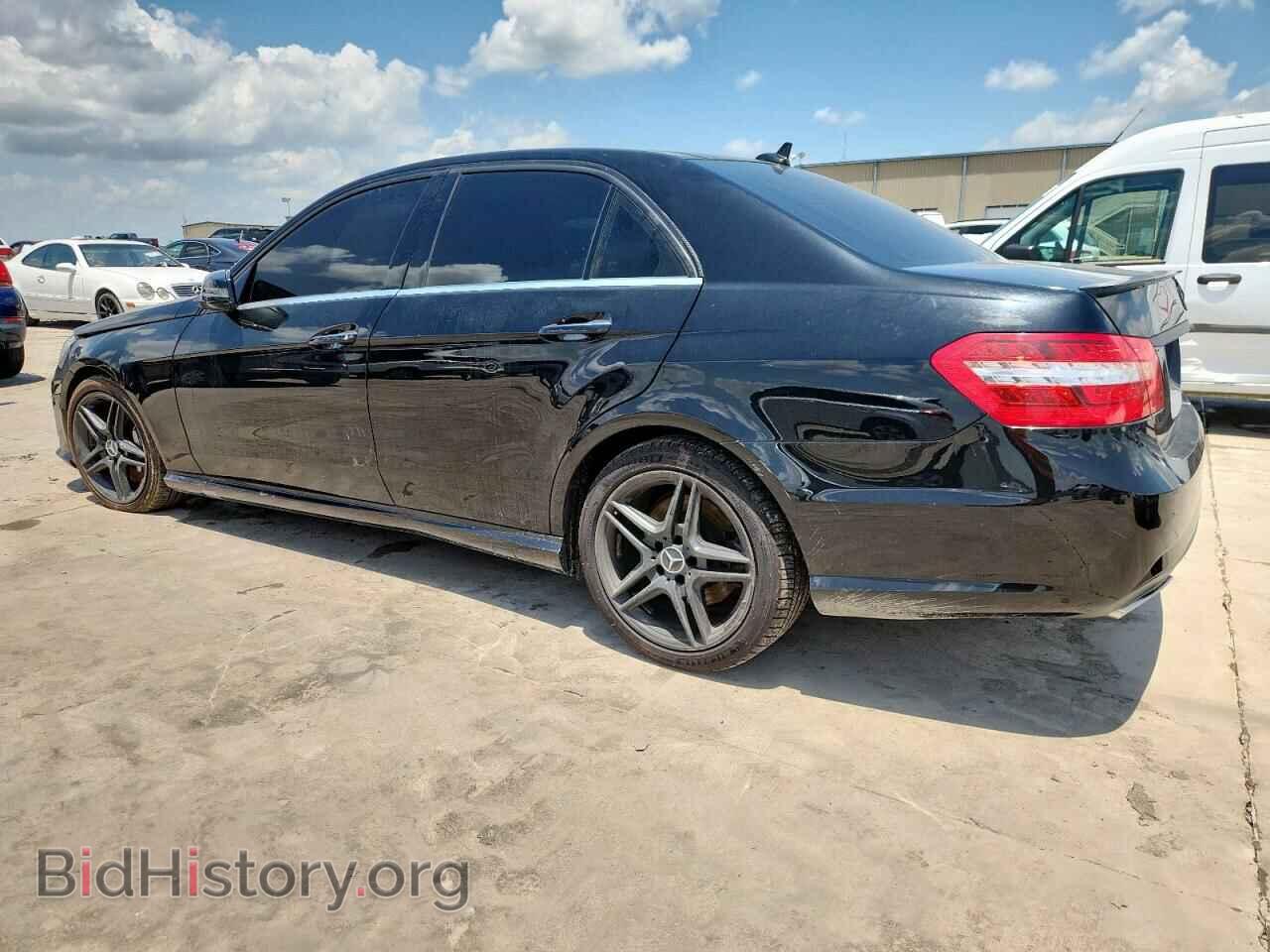 2013 MERCEDES-BENZ E-CLASS - VIN: WDDHF9BB5DA738287 - Фото 2