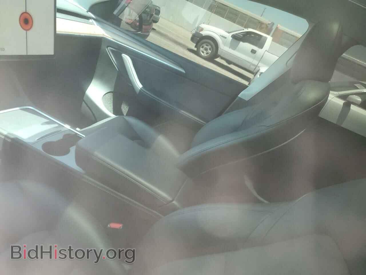2024 TESLA MODEL Y - VIN: 7SAYGDEE4RF190932 - Photo 8