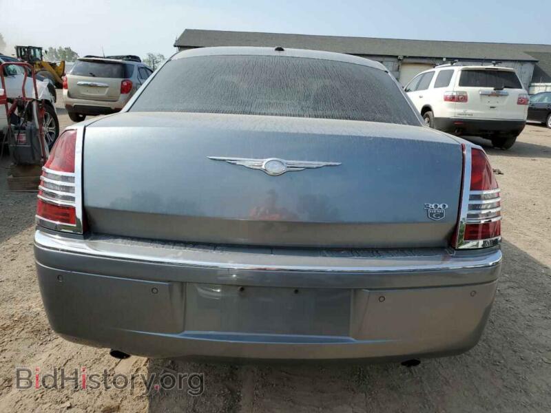 2007 Chrysler 300 (VIN 2C3LA63H67H618514) — photo 6 of 13