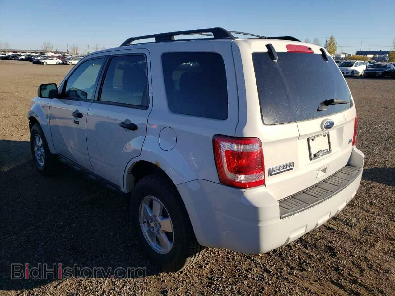 2011 FORD ESCAPE - VIN: 1FMCU9DG2BKC20420 - Фото 3