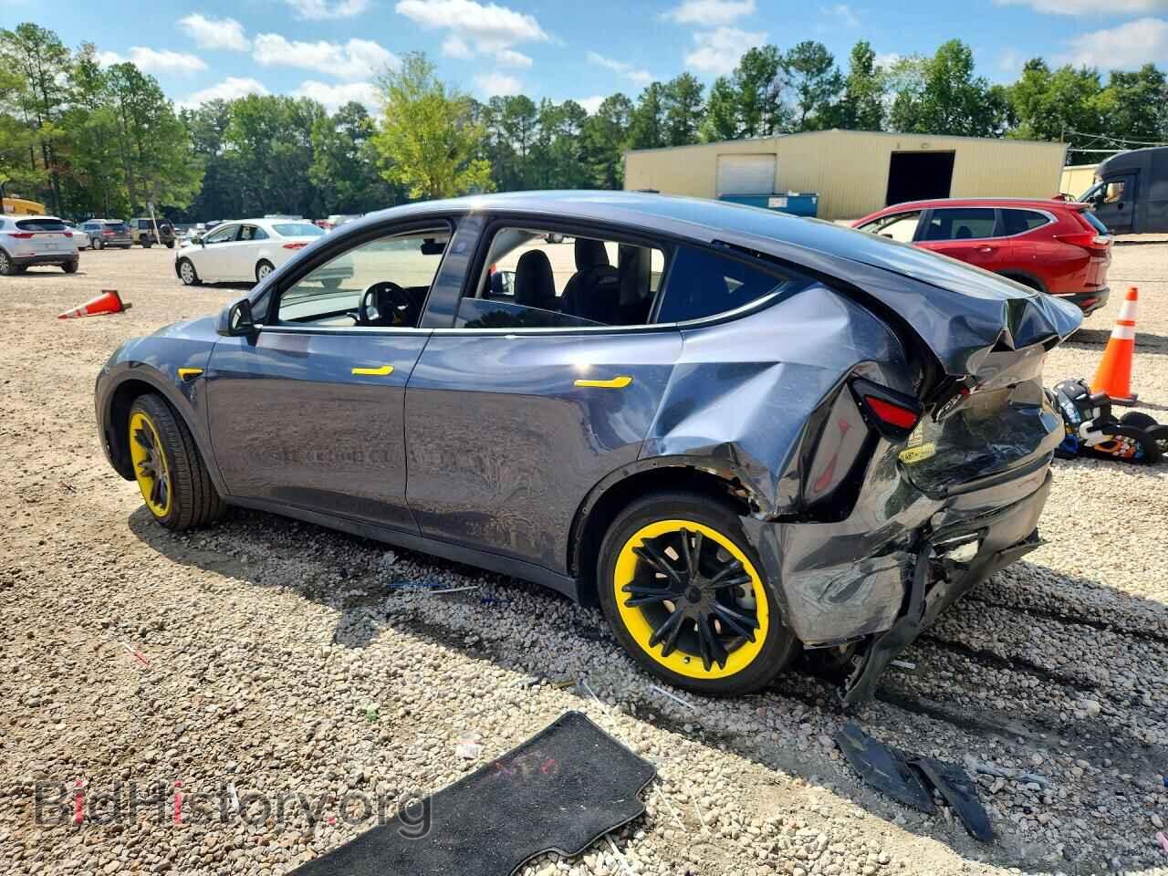 2023 TESLA MODEL Y - VIN: 7SAYGDEDXPF949703 - Photo 2