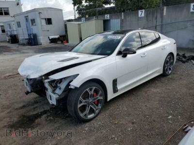 2018 Kia STINGER Stinger GT, white — VIN KNAE45LC7J6039970, Copart