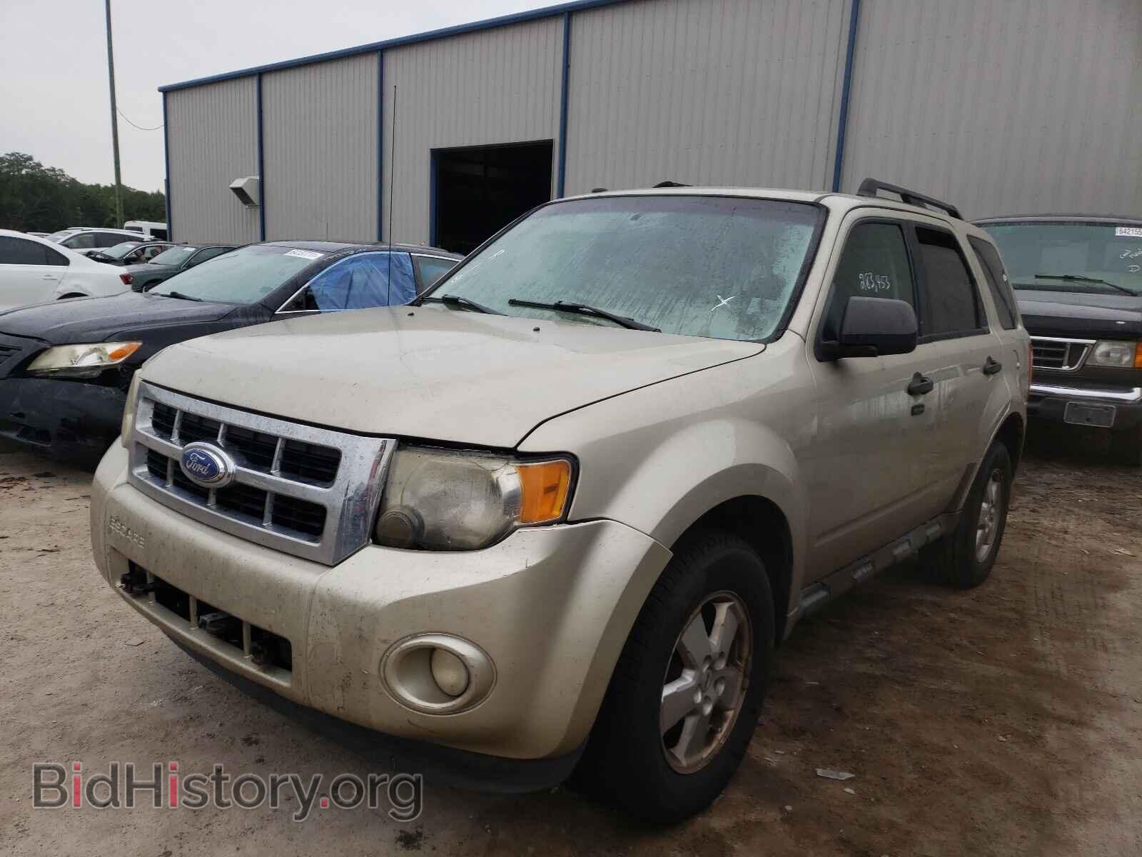 2011 FORD ESCAPE - VIN: 1FMCU0DG4BKC70442 - Фото 2