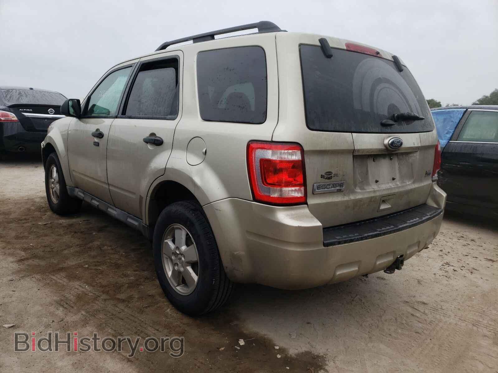 2011 FORD ESCAPE - VIN: 1FMCU0DG4BKC70442 - Фото 3