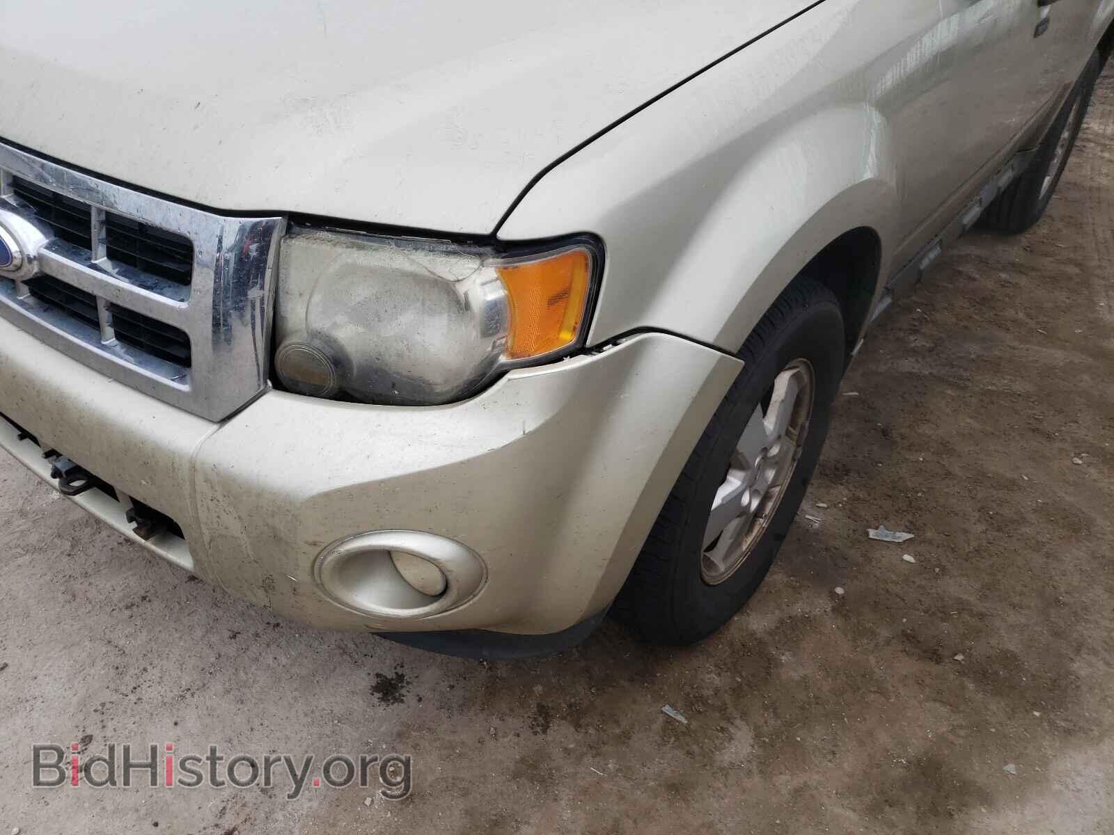 2011 FORD ESCAPE - VIN: 1FMCU0DG4BKC70442 - Фото 9