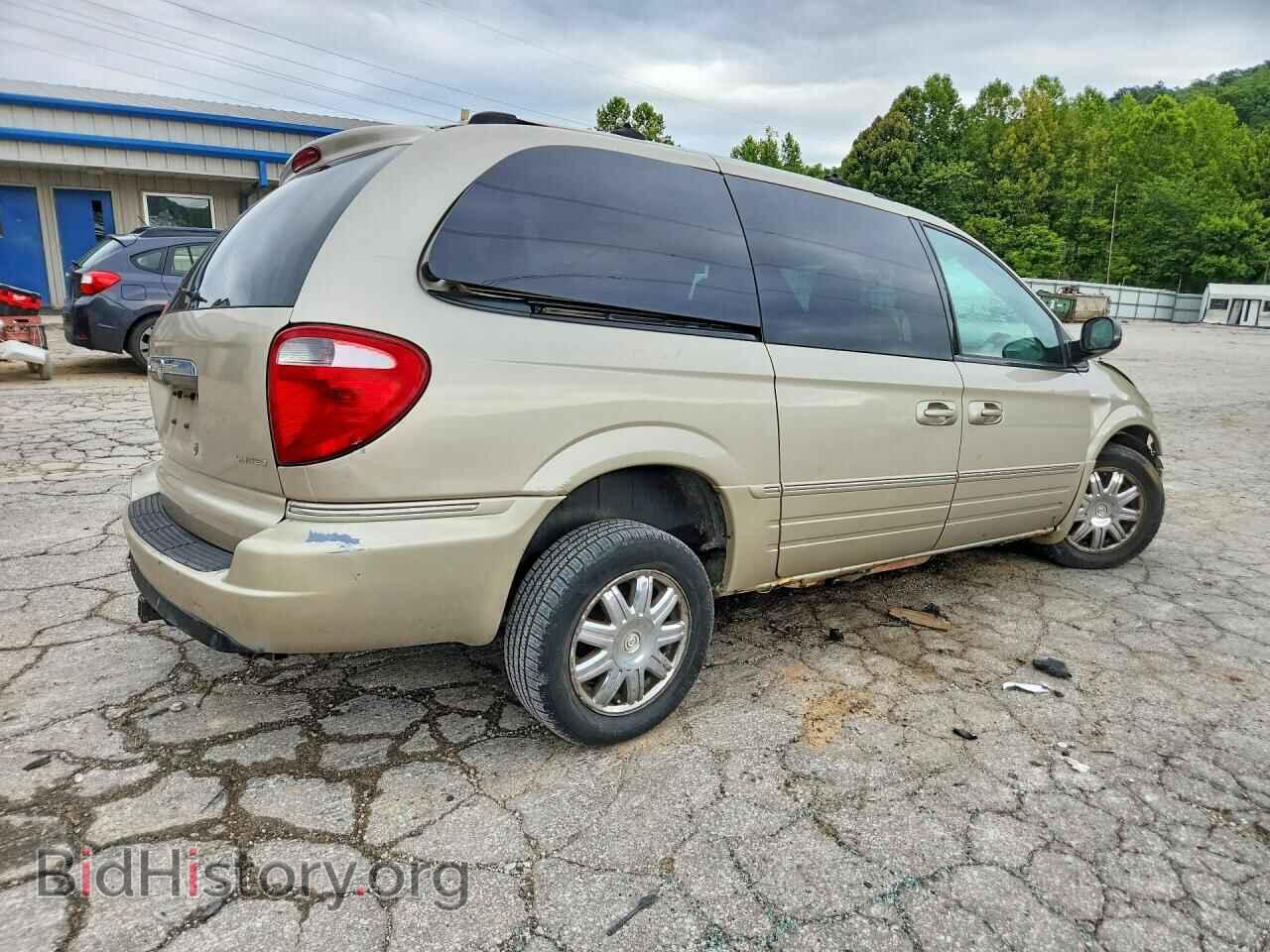 2005 CHRYSLER MINIVAN - VIN: 2C8GP64L25R151497 - Photo 3