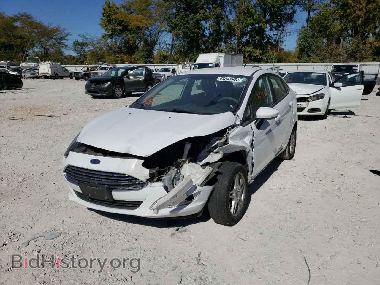 2019 FORD FIESTA - VIN: 3FADP4BJ3KM166318 - Фото 2
