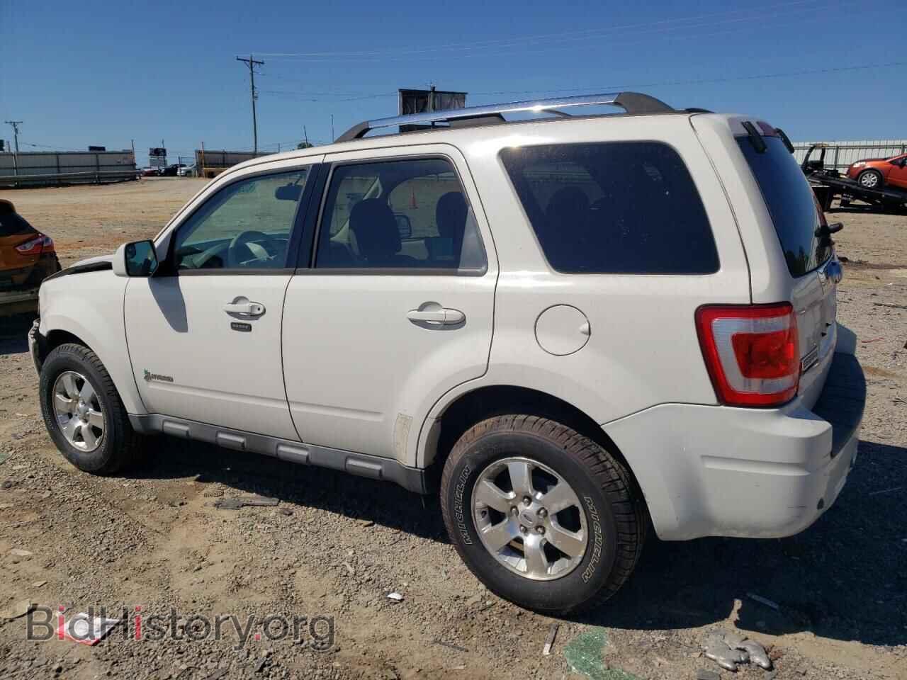 2011 FORD ESCAPE - VIN: 1FMCU4K30BKB95830 - Фото 2