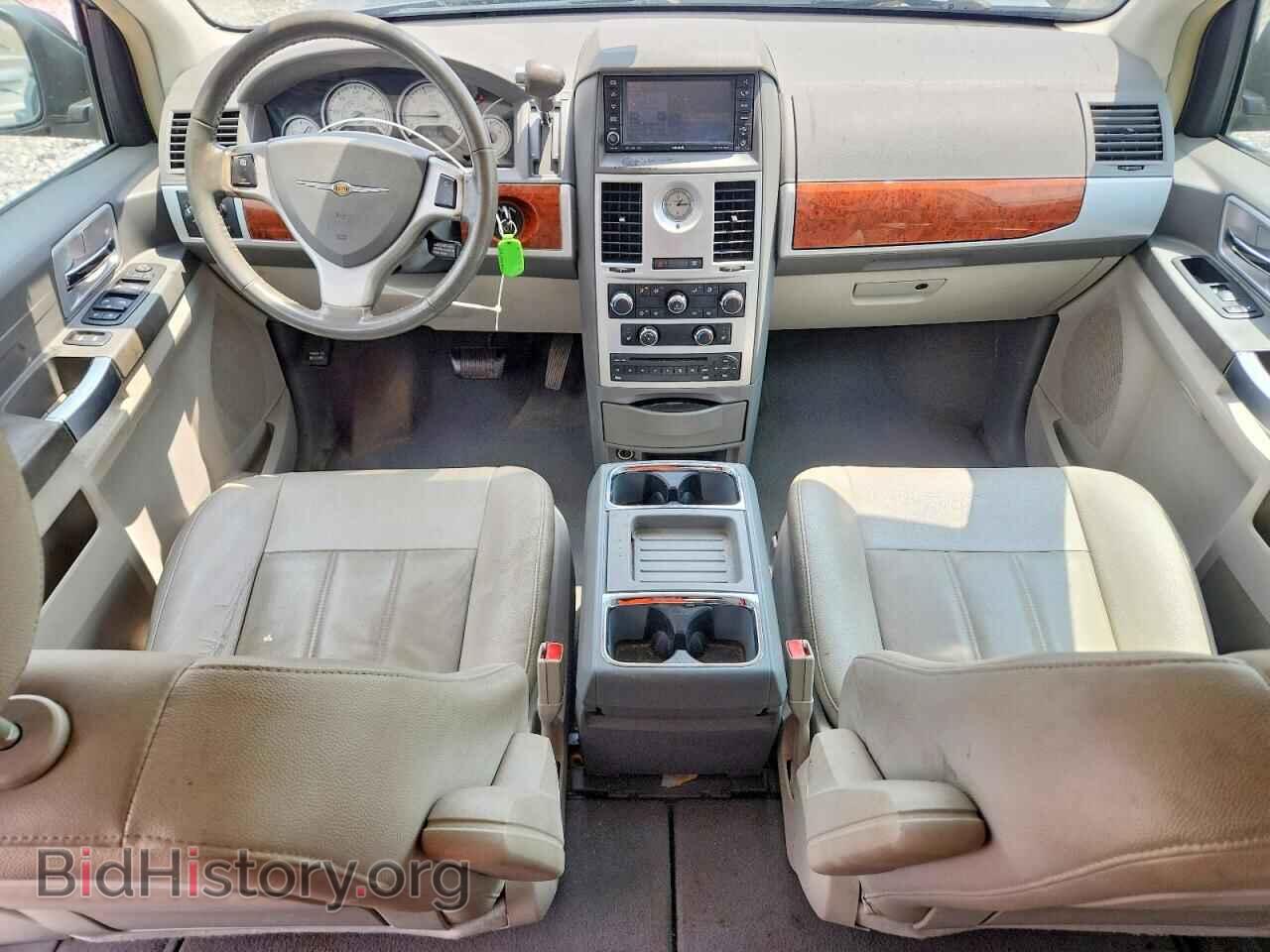 2008 CHRYSLER MINIVAN - VIN: 2A8HR54PX8R818519 - Фото 8