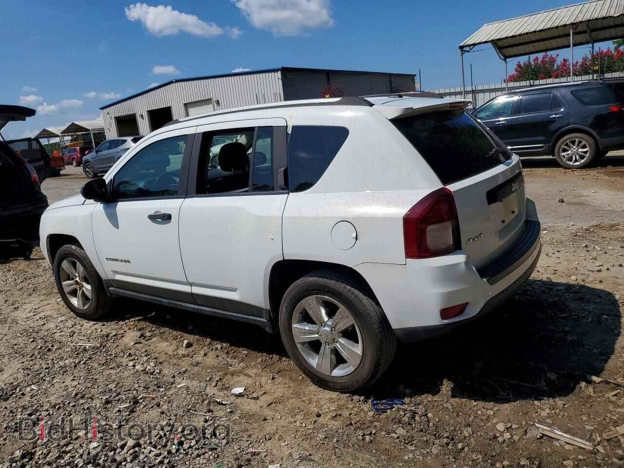 2016 JEEP COMPASS - VIN: 1C4NJDBBXGD729442 - Photo 2