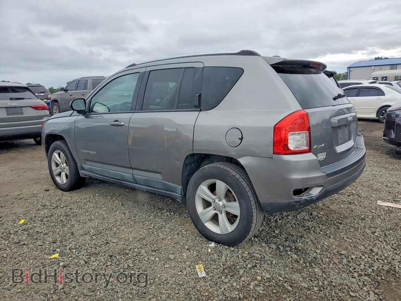 2011 JEEP COMPASS - VIN: 1J4NF1FB3BD282966 - Фото 2