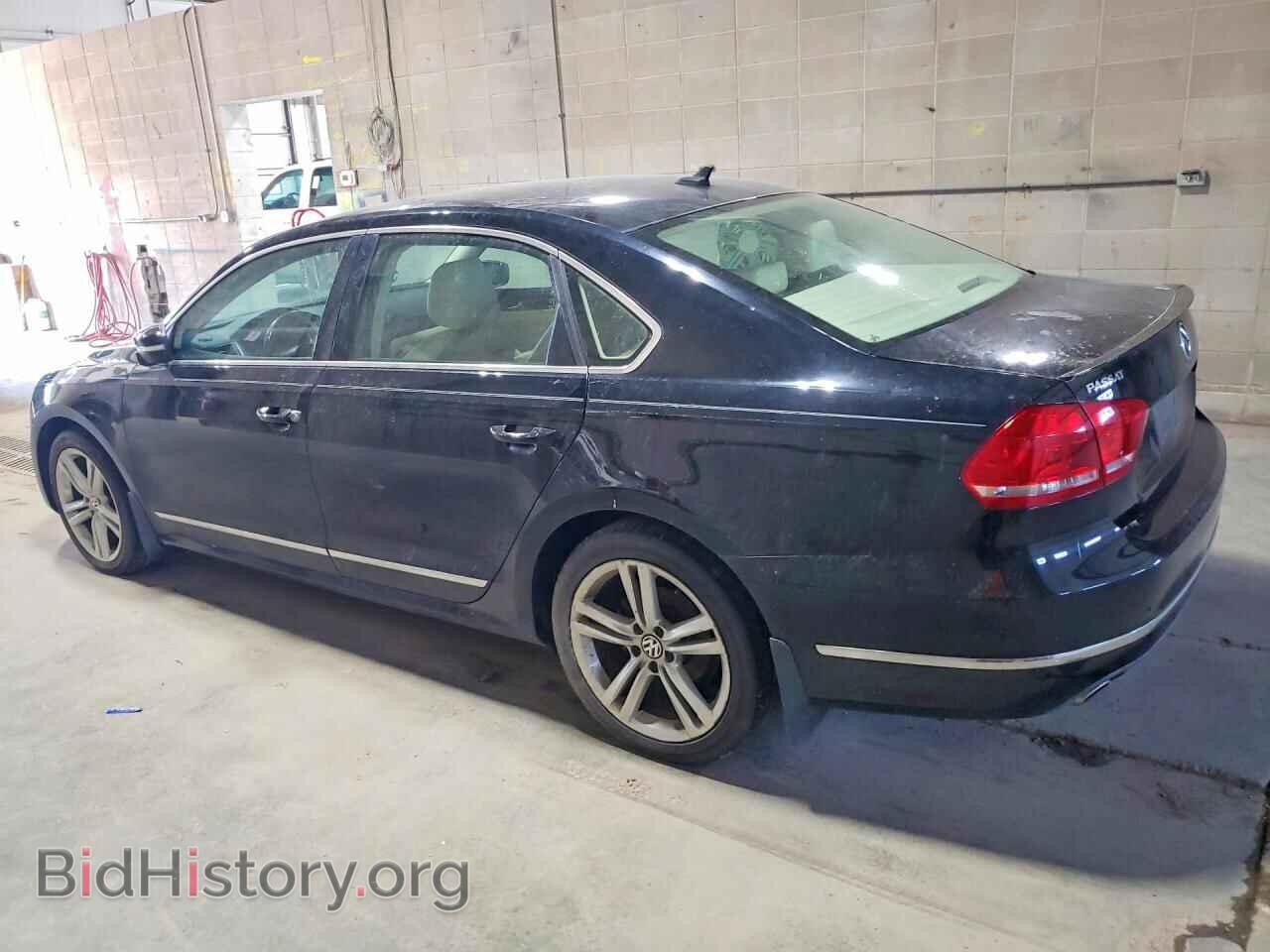 2015 VOLKSWAGEN PASSAT - VIN: 1VWCV7A38FC033882 - Фото 2