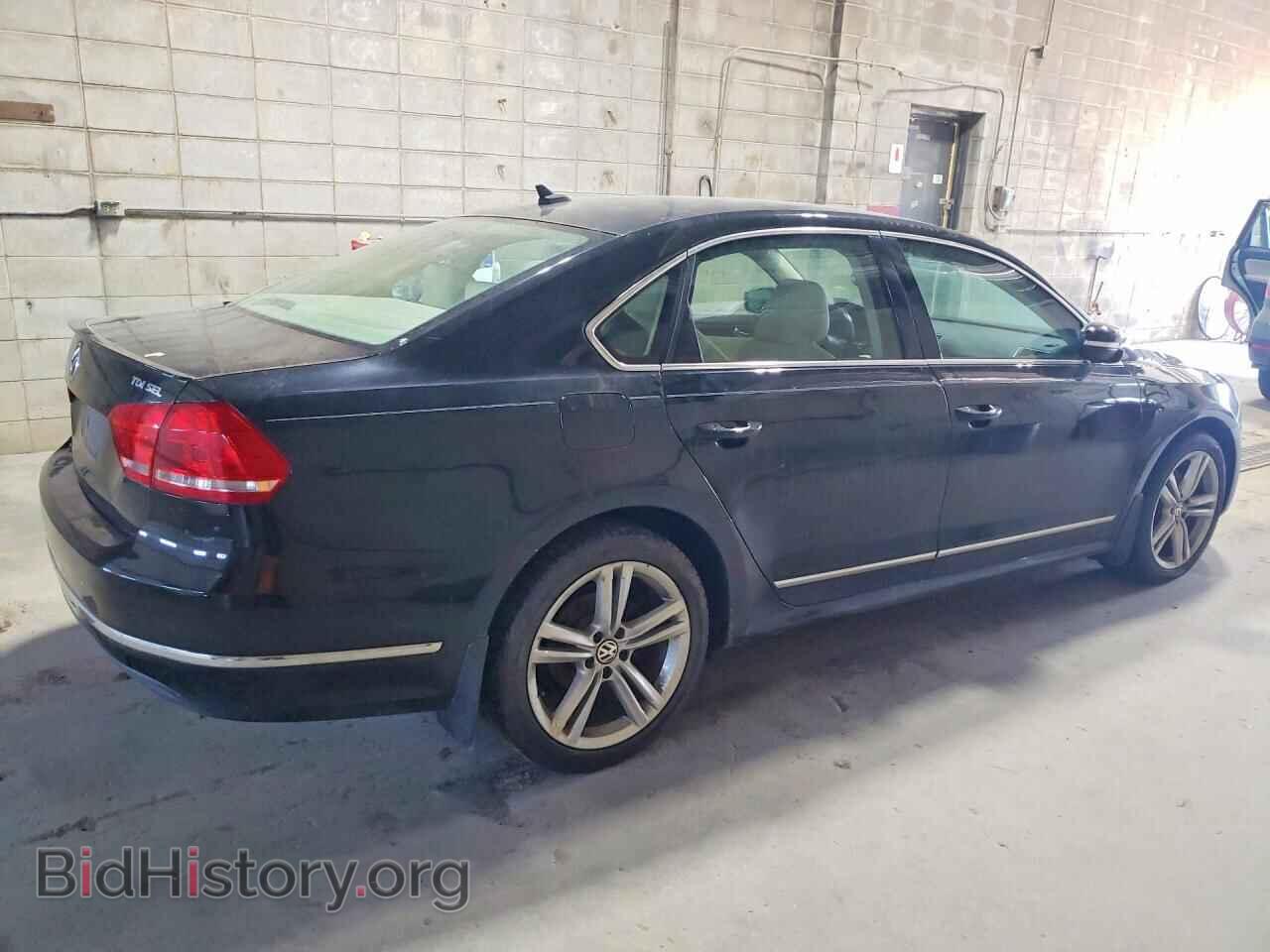 2015 VOLKSWAGEN PASSAT - VIN: 1VWCV7A38FC033882 - Фото 3