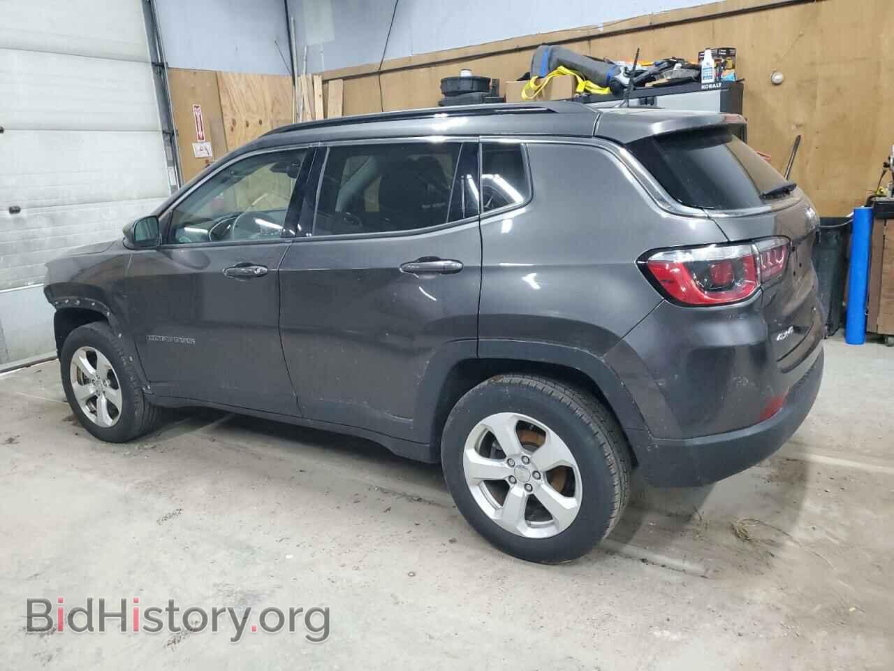 2018 JEEP COMPASS - VIN: 3C4NJDBB2JT418640 - Photo 2