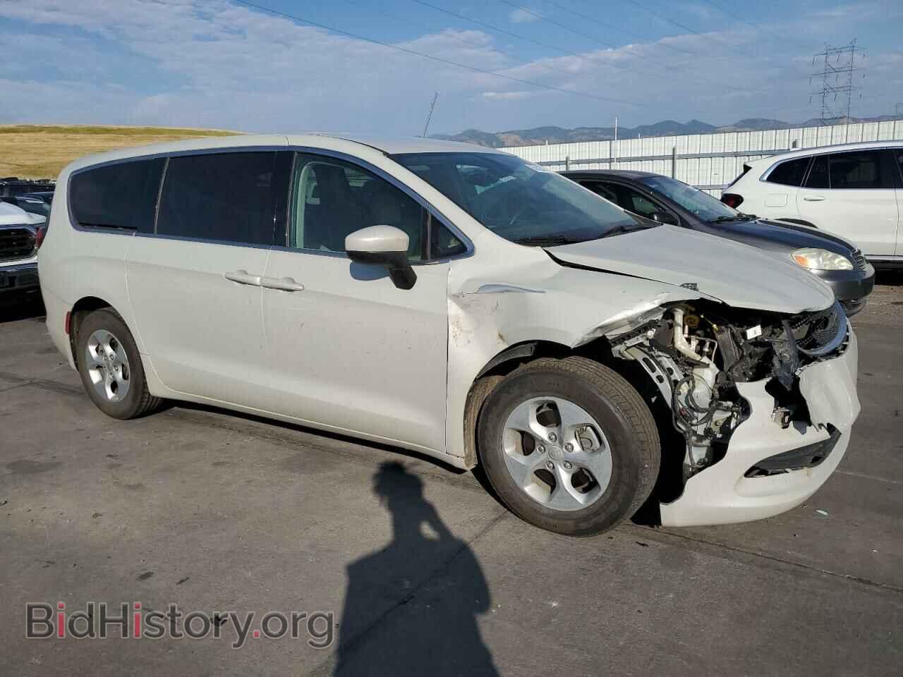 2017 CHRYSLER PACIFICA - VIN: 2C4RC1CG8HR598045 - Photo 4