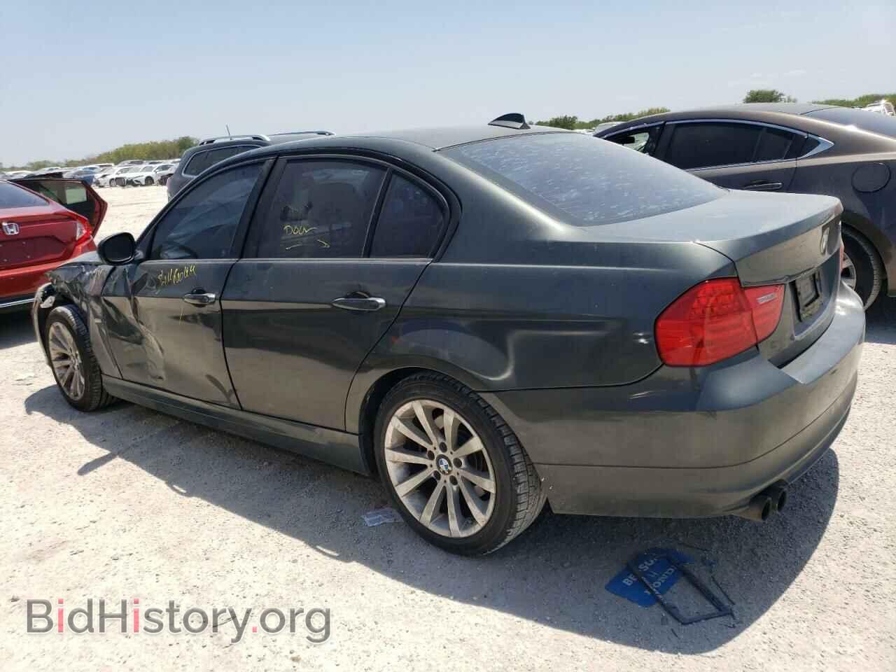 2011 BMW 3 SERIES - VIN: WBAPH7C57BE682952 - Фото 2