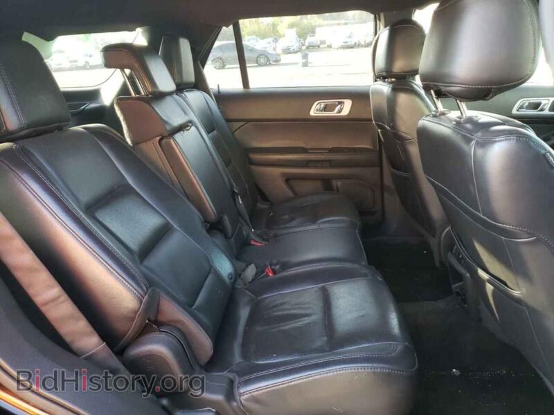 2011 Ford EXPLORER (VIN 1FMHK8F89BGA88934) — фото 6 из 10
