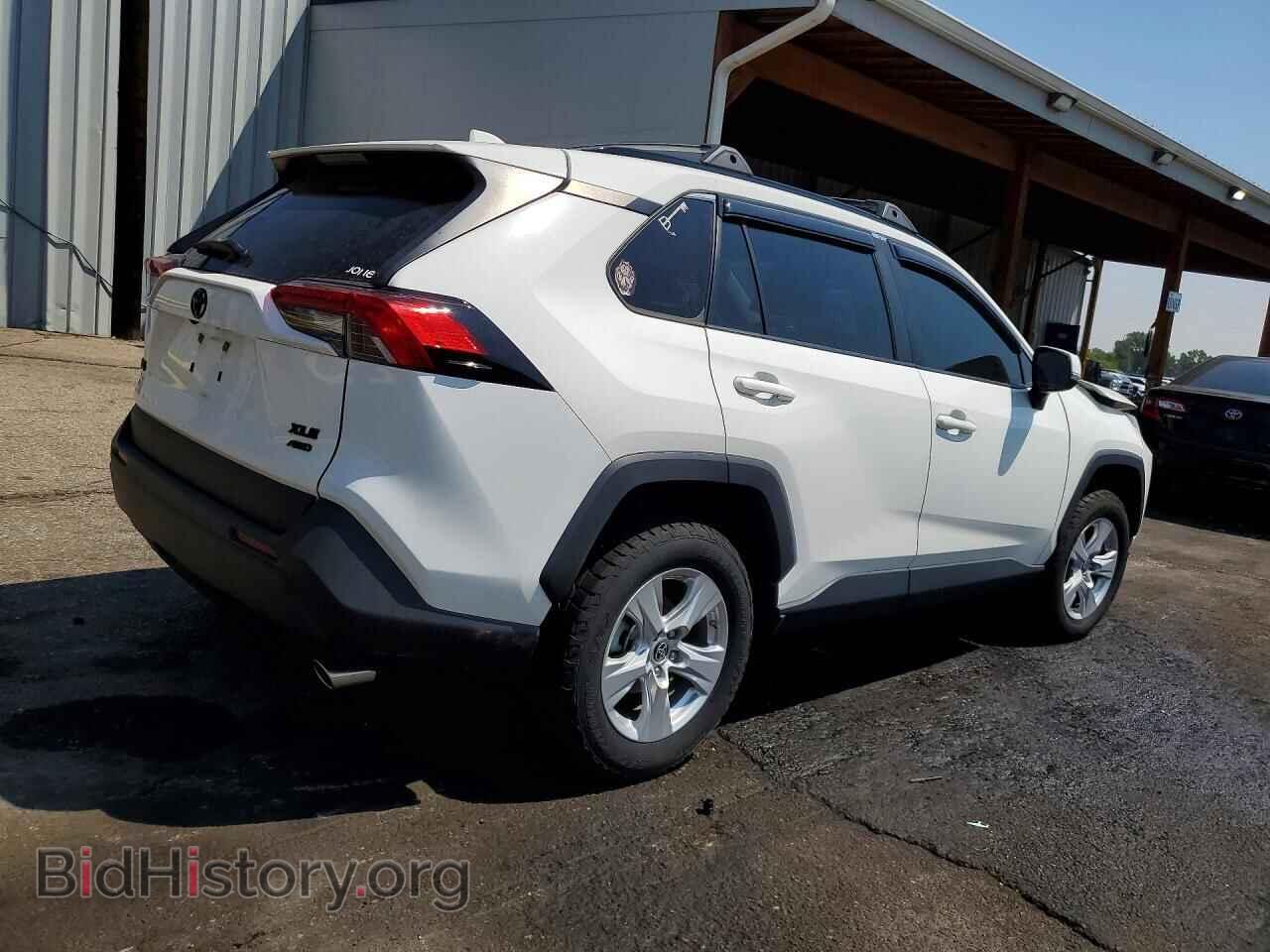 2019 TOYOTA RAV4 - VIN: JTMP1RFV4KD046462 - Photo 3