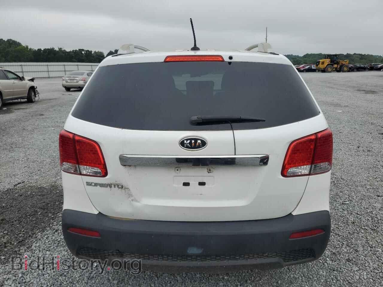 2013 KIA SORENTO - VIN: 5XYKTDA22DG318936 - Фото 6