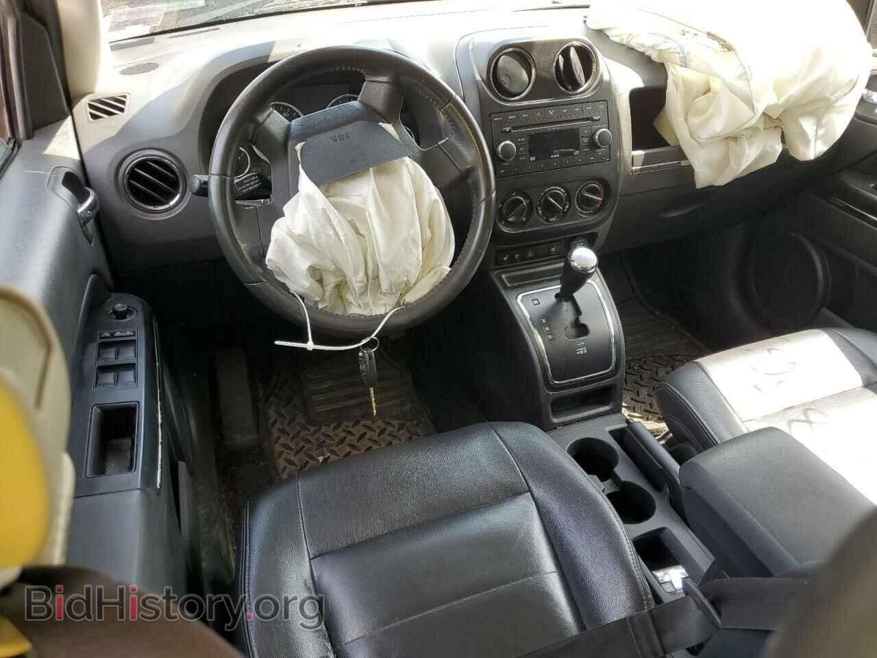 2009 JEEP COMPASS - VIN: 1J4FF57B99D107609 - Фото 8