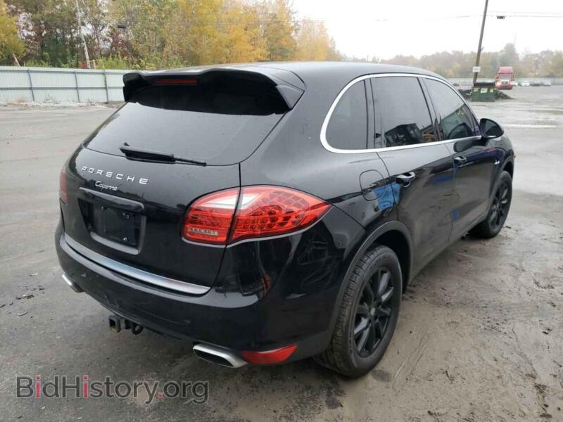 2013 Porsche CAYENNE (VIN WP1AF2A22DLA30005) — photo 4 of 10