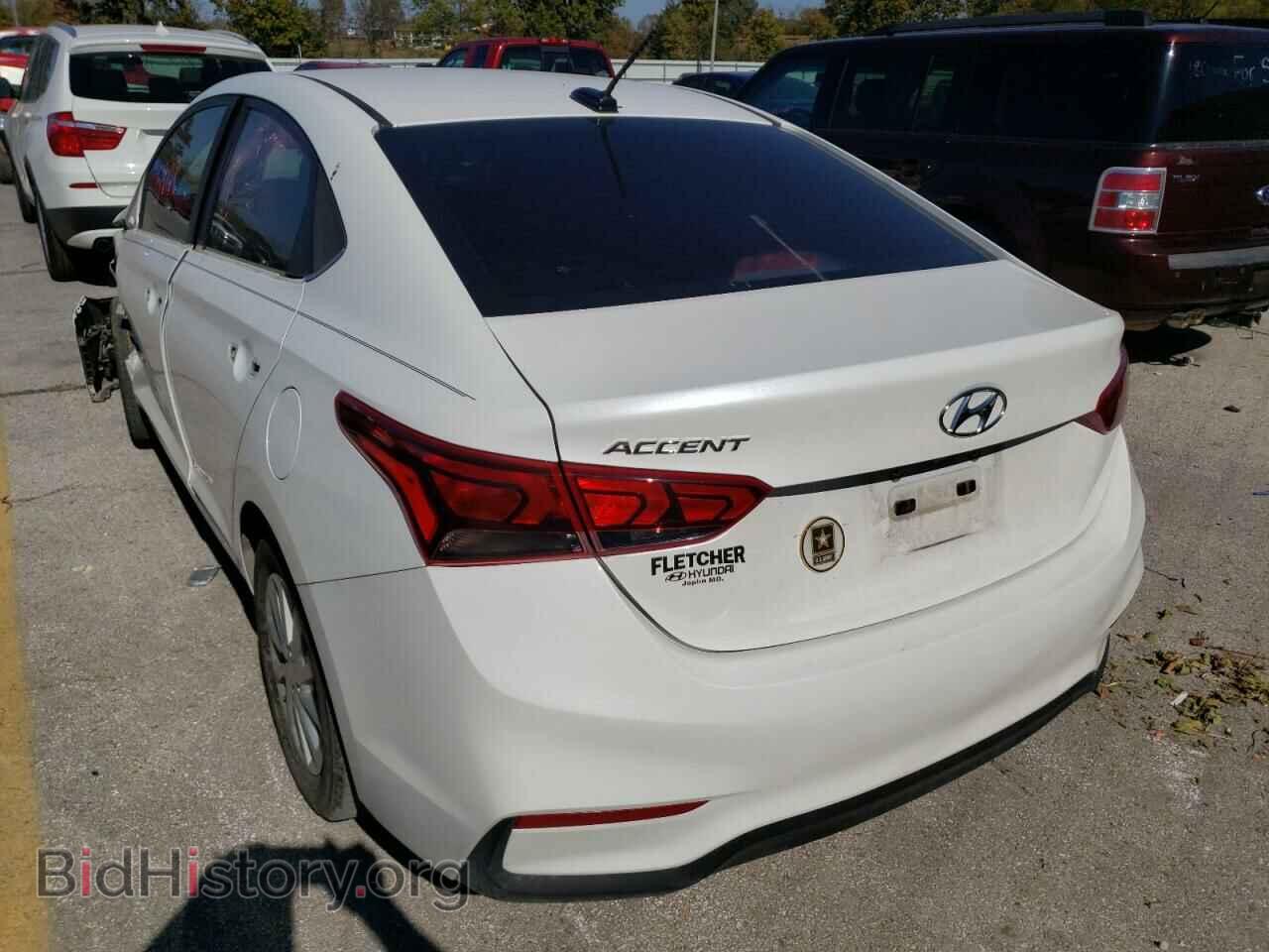 2019 HYUNDAI ACCENT - VIN: 3KPC24A36KE051858 - Фото 3