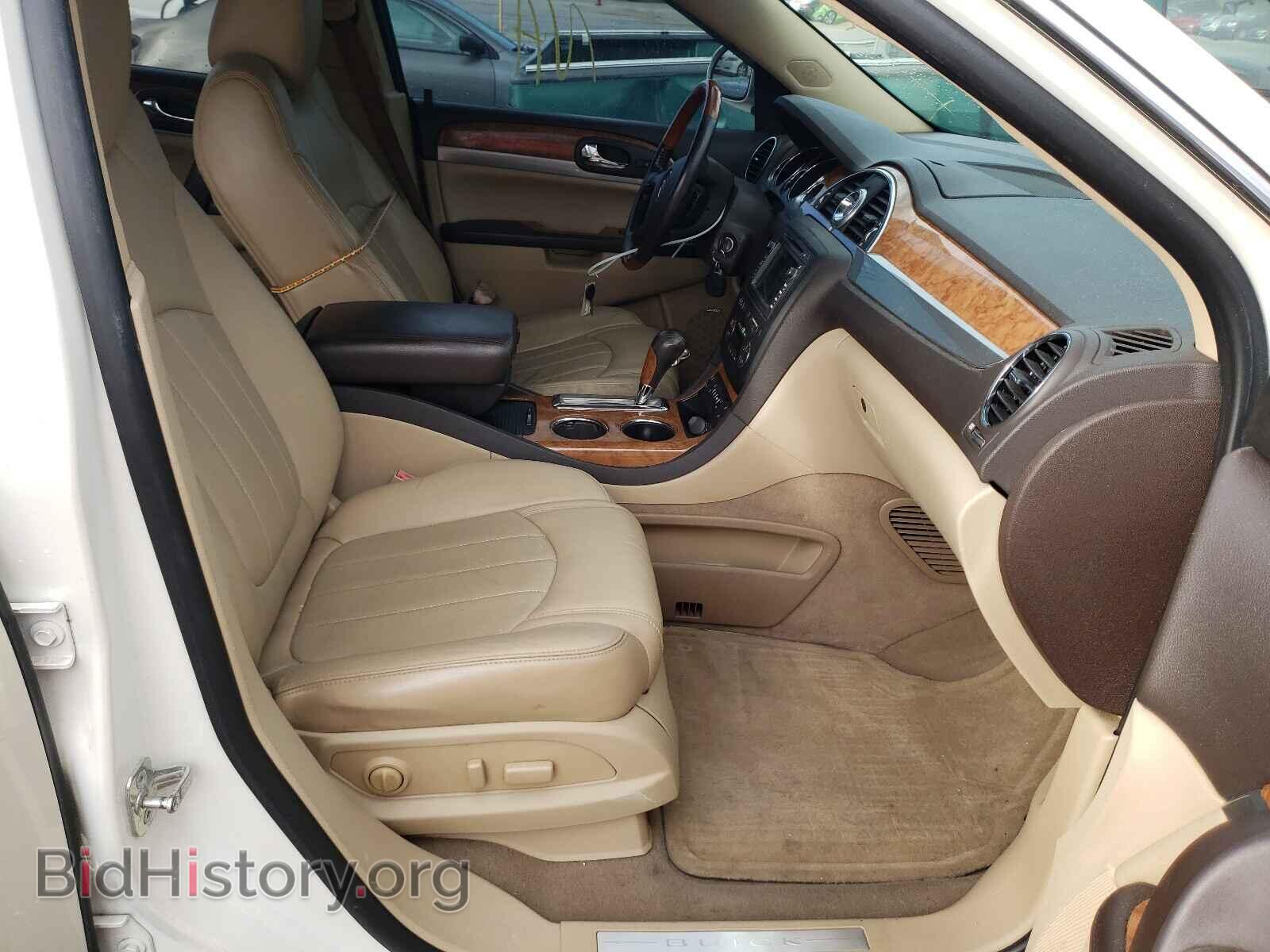 2011 BUICK ENCLAVE - VIN: 5GAKRCED3BJ257132 - Фото 5
