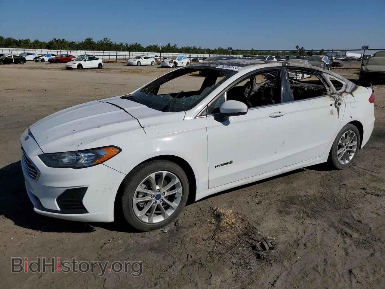 Фотография 3FA6P0LU2KR208152 - FORD FUSION 2019