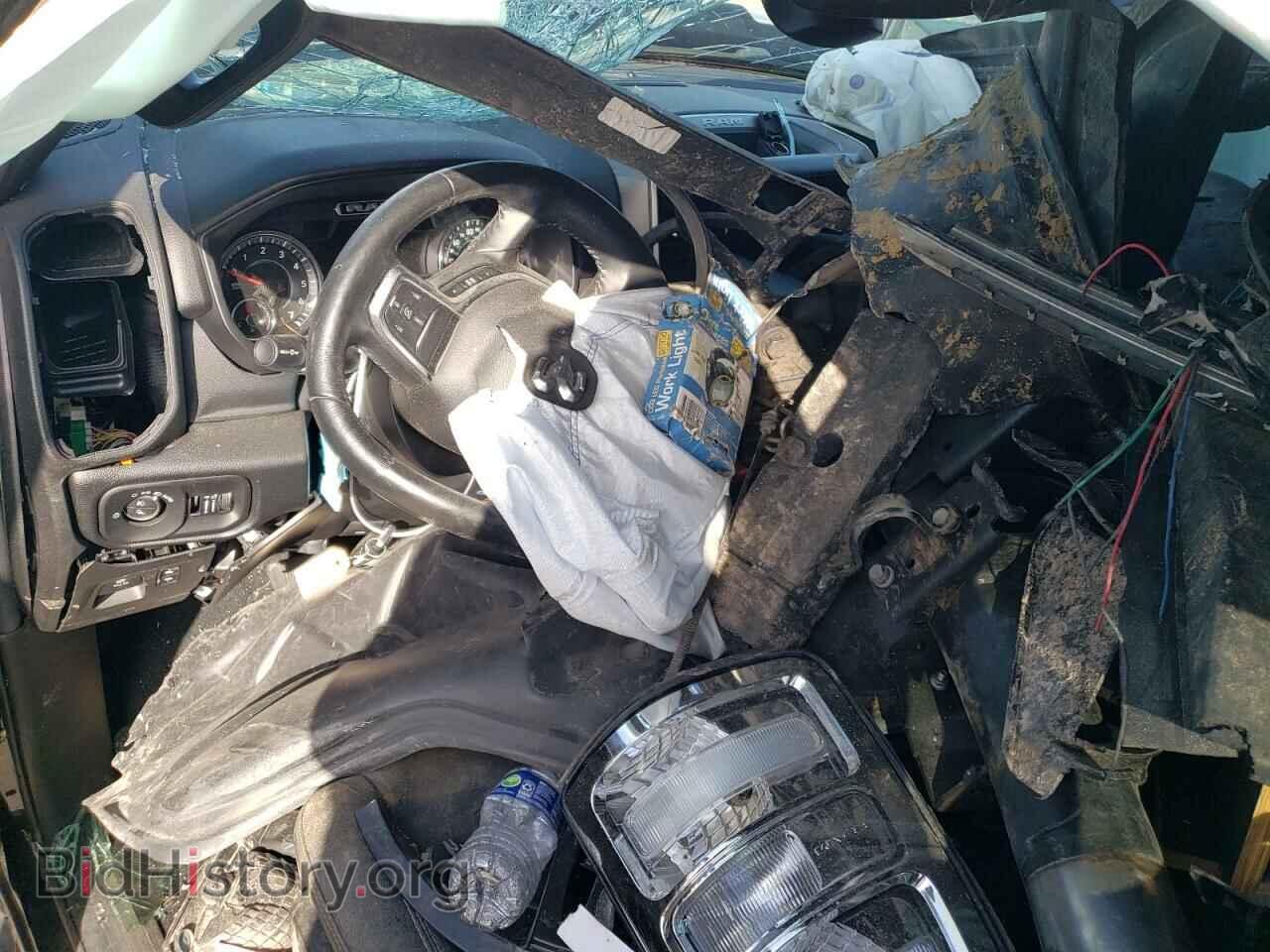 2019 RAM 1500 - VIN: 1C6SRFFT5KN820882 - Фото 8