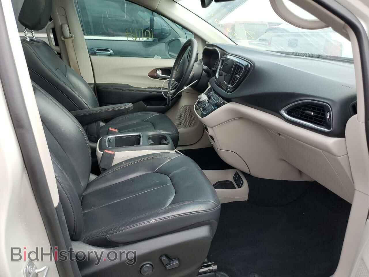 2017 CHRYSLER PACIFICA - VIN: 2C4RC1EG3HR784623 - Photo 5