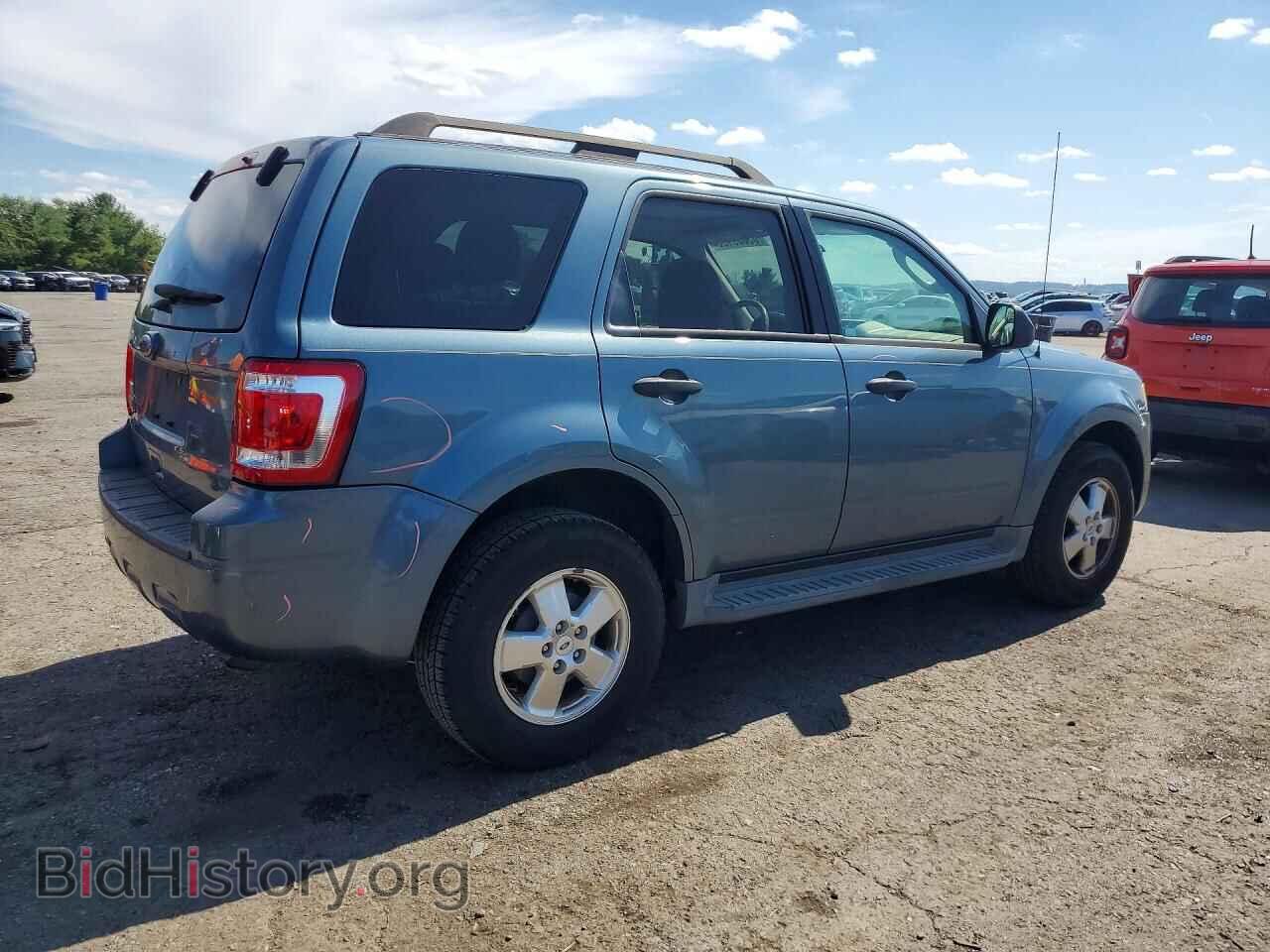 2011 FORD ESCAPE - VIN: 1FMCU0D71BKB57015 - Фото 3