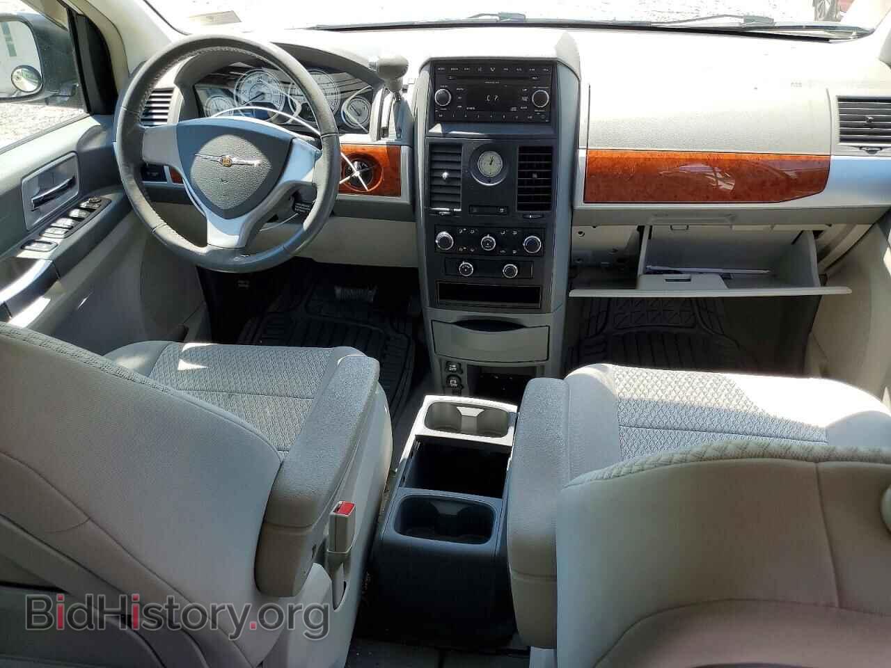 2008 CHRYSLER MINIVAN - VIN: 2A8HR54P28R842703 - Фото 8