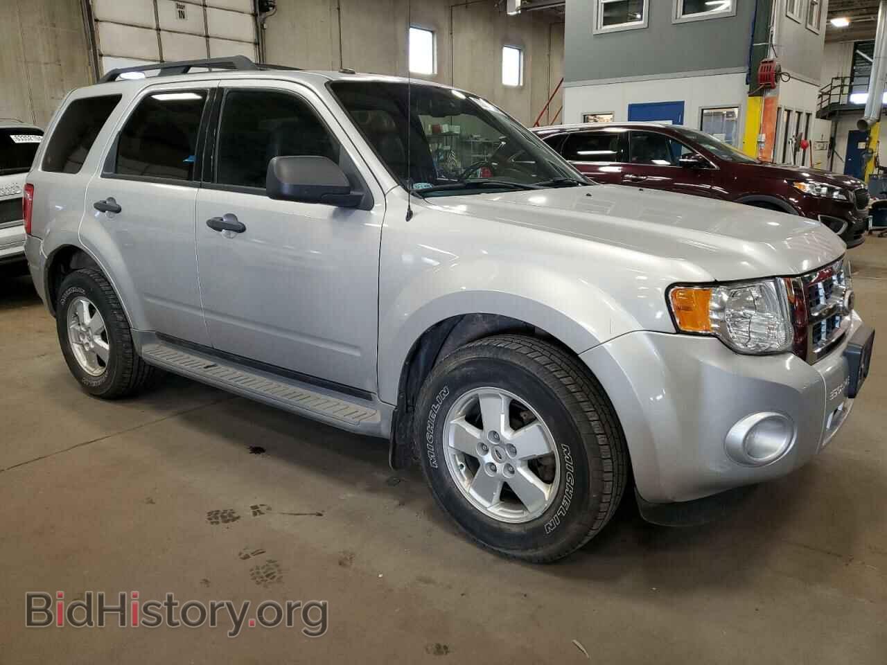 2011 FORD ESCAPE - VIN: 1FMCU9DG8BKA16298 - Фото 4